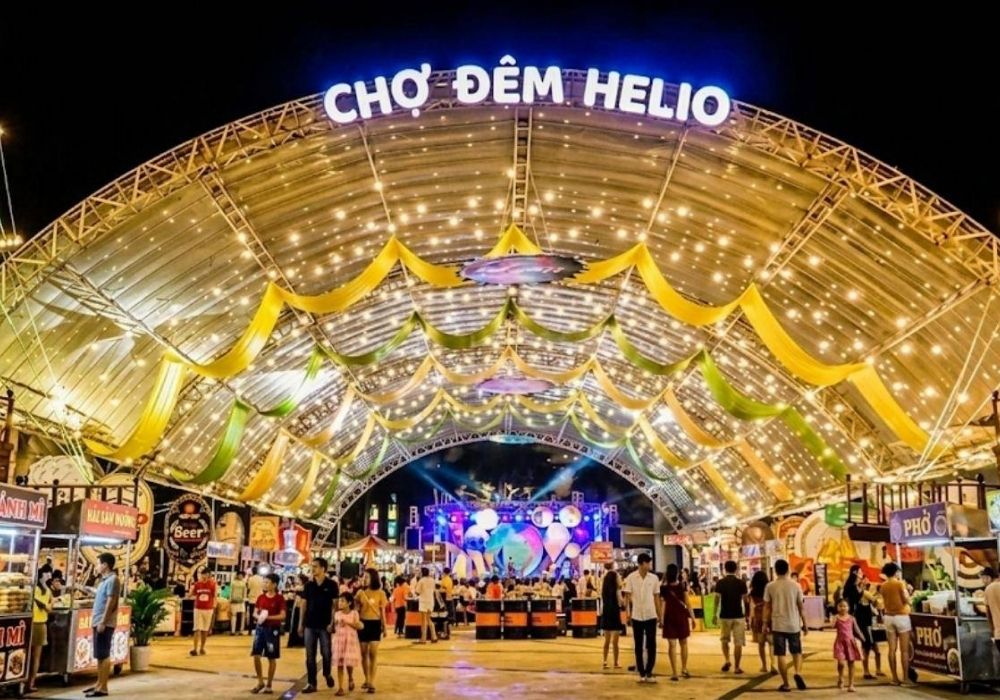 Night markets, river cruises and city lights in Da Nang