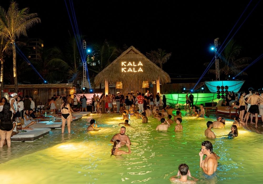A quick guide to tipping at Da Nang beach clubs