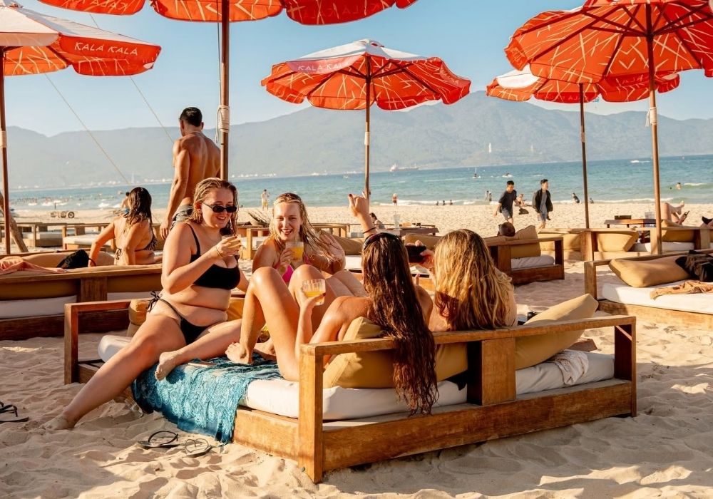 Understanding charges on a Da Nang beach club bill